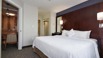 In-room safe, desk, laptop workspace, iron/ironing board