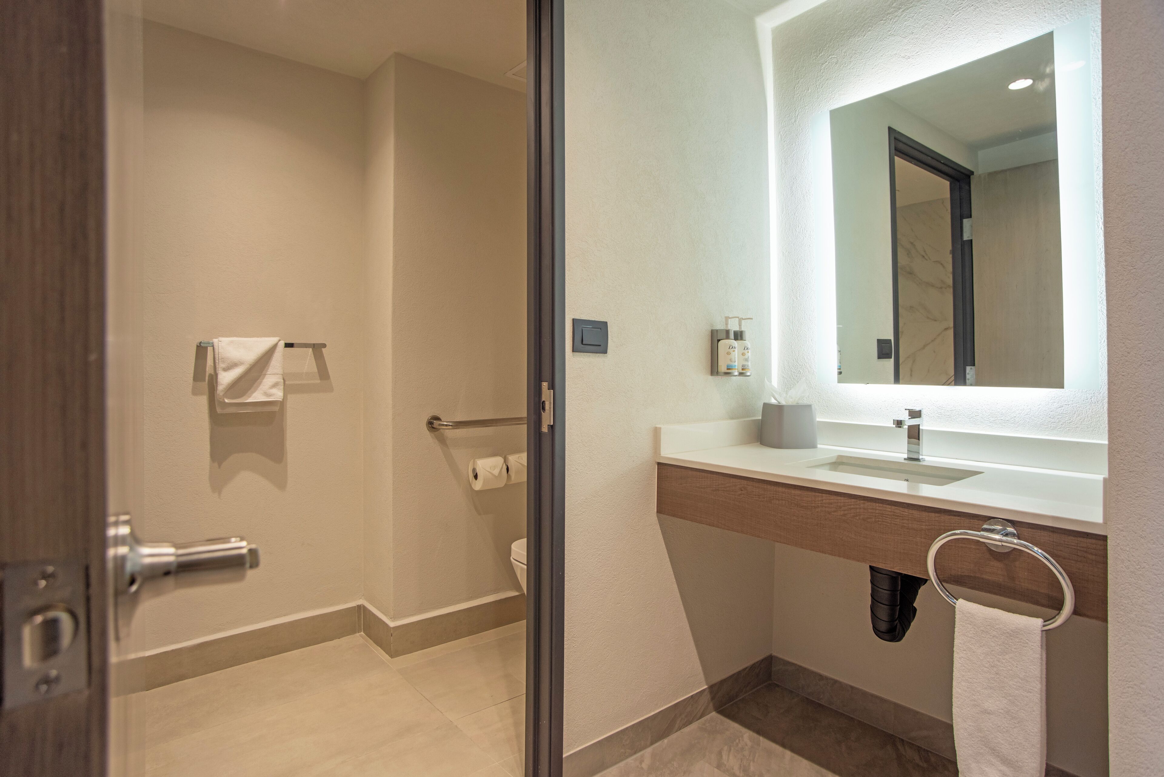 Foto - Holiday Inn Express Guadalajara Expo, An Ihg
