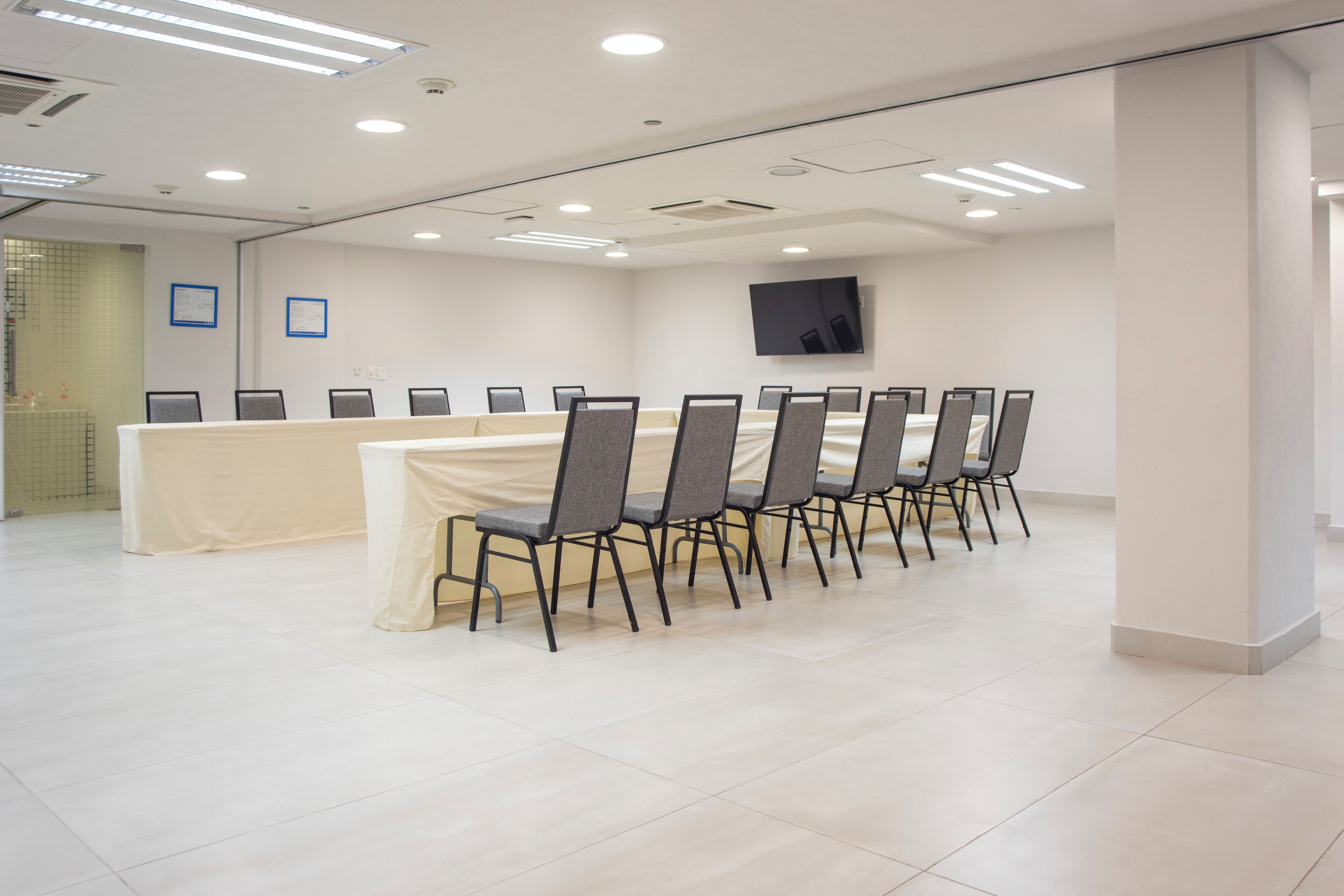 Photo - Holiday Inn Express Guadalajara Expo by IHG