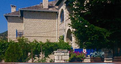 Zarkada Archontiko Hotel