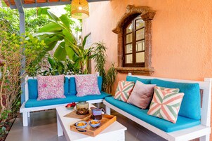 3 Bed Room Royal villa | Balcón