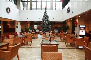 Lobby sitting area - Xizhao Temple Hotel (Beijing)