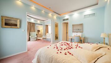 Suite, vue mer | Coffres-forts dans les chambres, bureau, chambres insonorisées