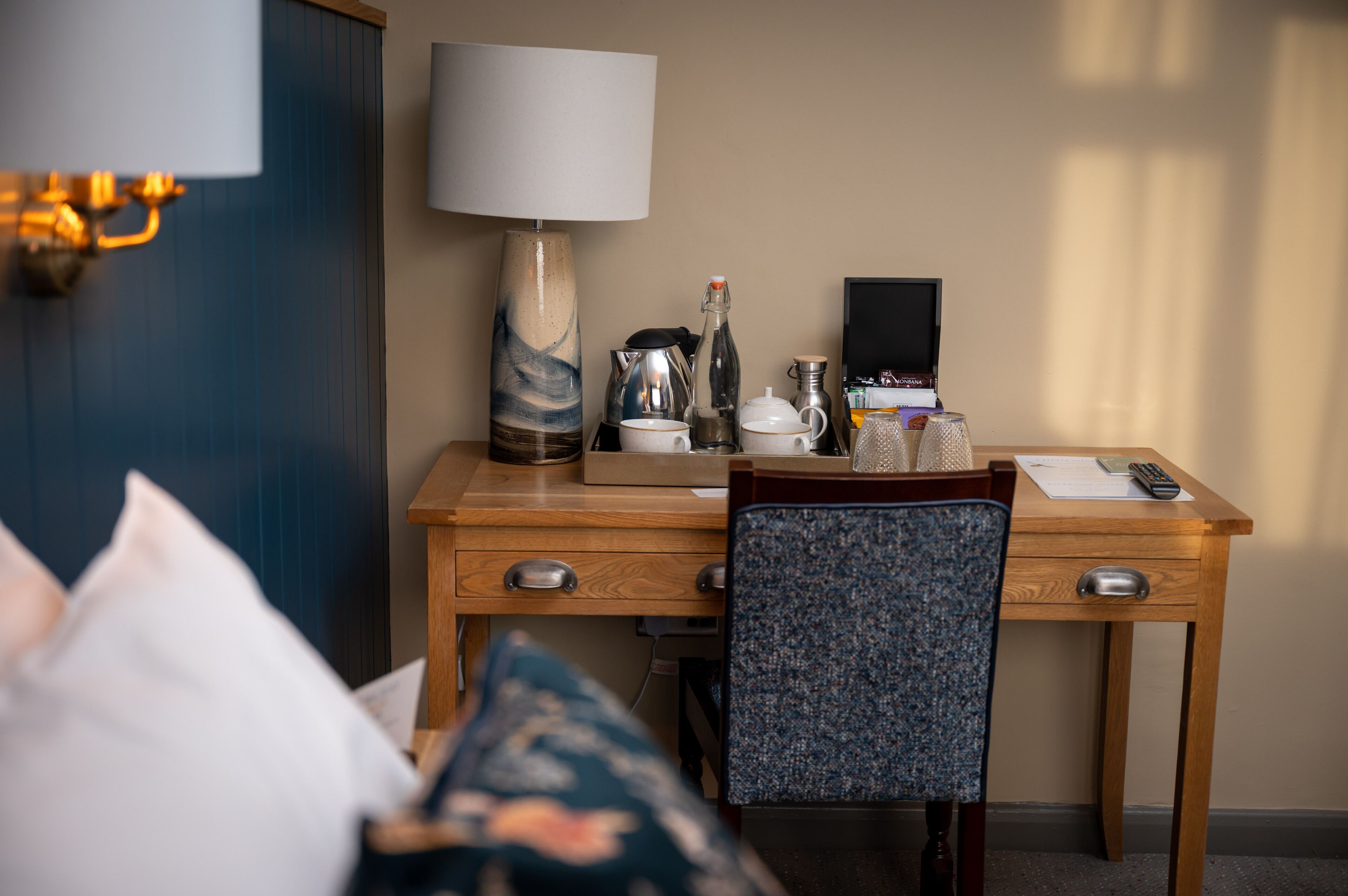 iron/ironing board, free wifi