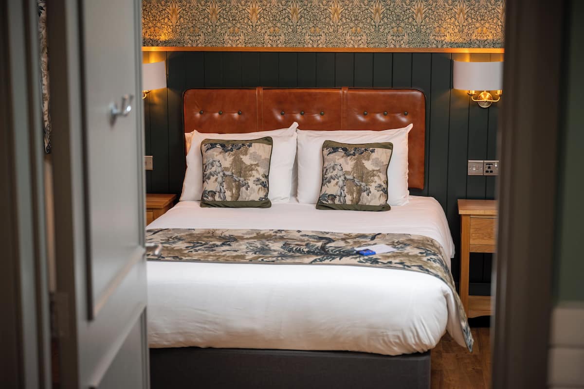 Economy dubbelrum - tillgänglighetsanpassat | Strykjärn/strykbräda, gratis wi-fi och sängkläder