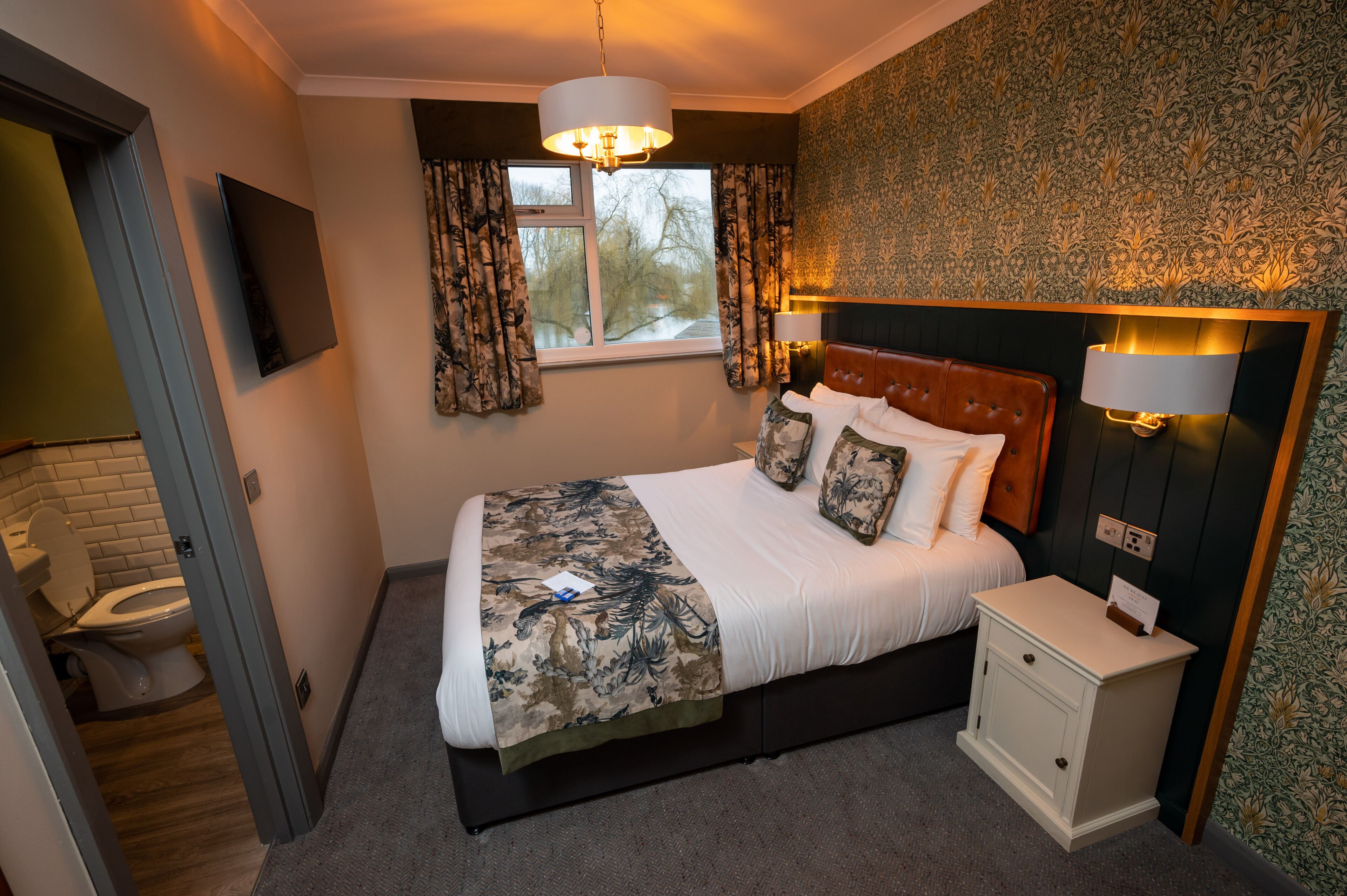 comfort double room | iron/ironing board, free wifi