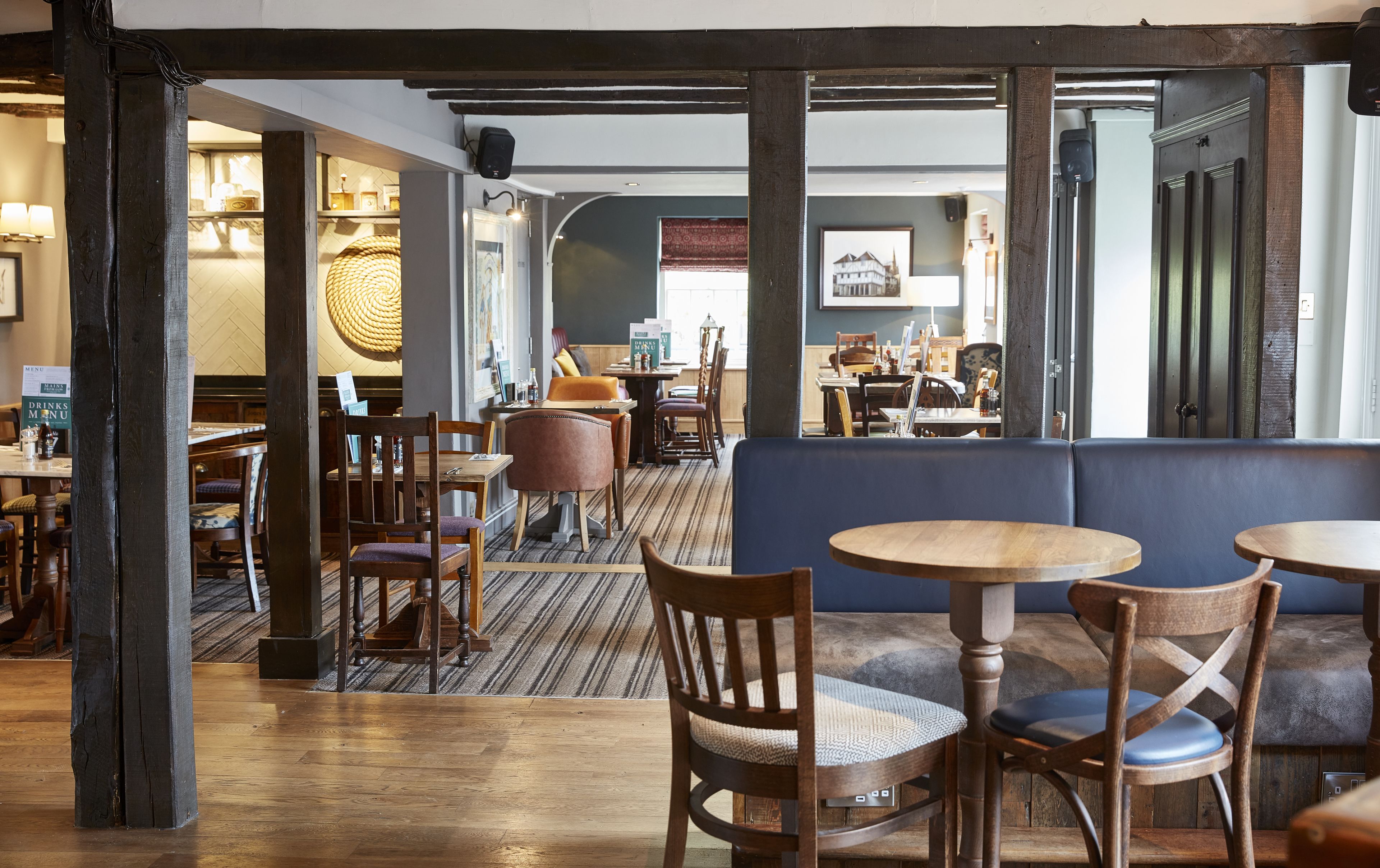 Breakfast, lunch, dinner served; local cuisine 