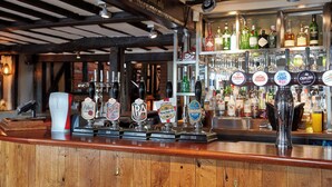 Bar (on property) - Swan Hotel Thaxted by Greene King Inns (Dunmow)