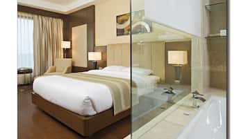 Premier Double Room | 1 bedroom, Egyptian cotton sheets, premium bedding, down duvets