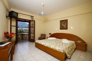 ตู้นิรภัยในห้องพัก, เปล/เตียงเด็กอ่อน (ฟรี), เตียงเสริม/เปล