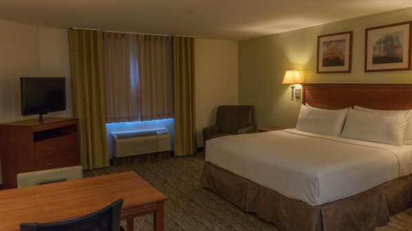 In-room safe, desk, laptop workspace, free WiFi