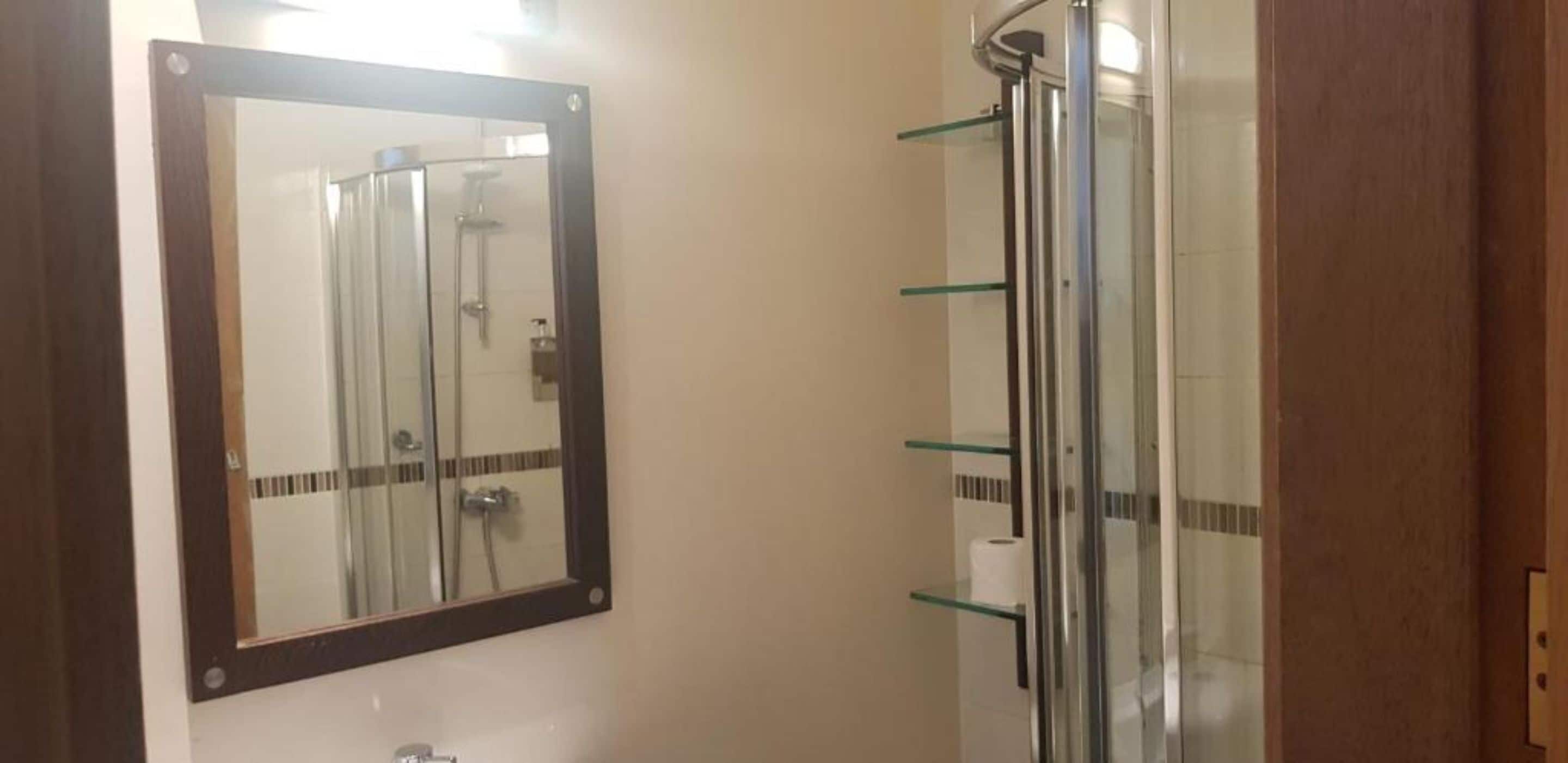 Photo - Aberdeen House