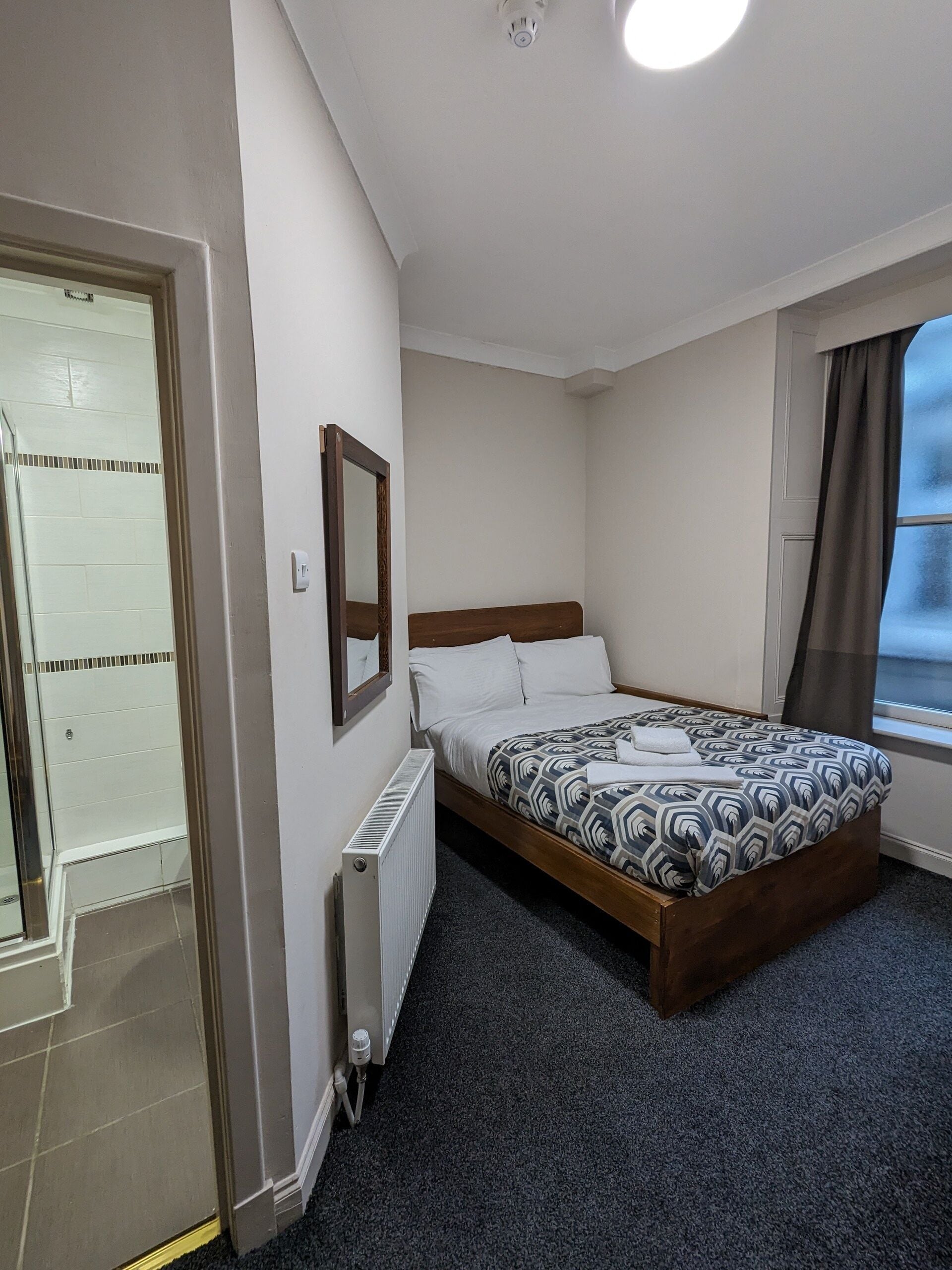 Photo - Aberdeen House