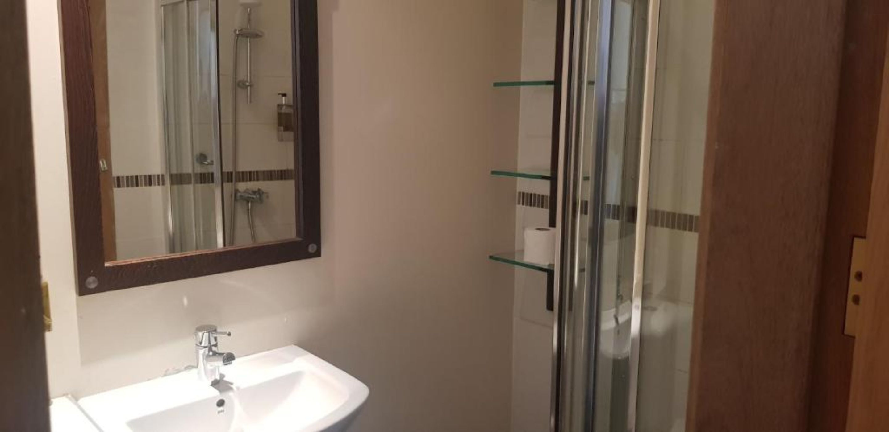 Photo - Aberdeen House