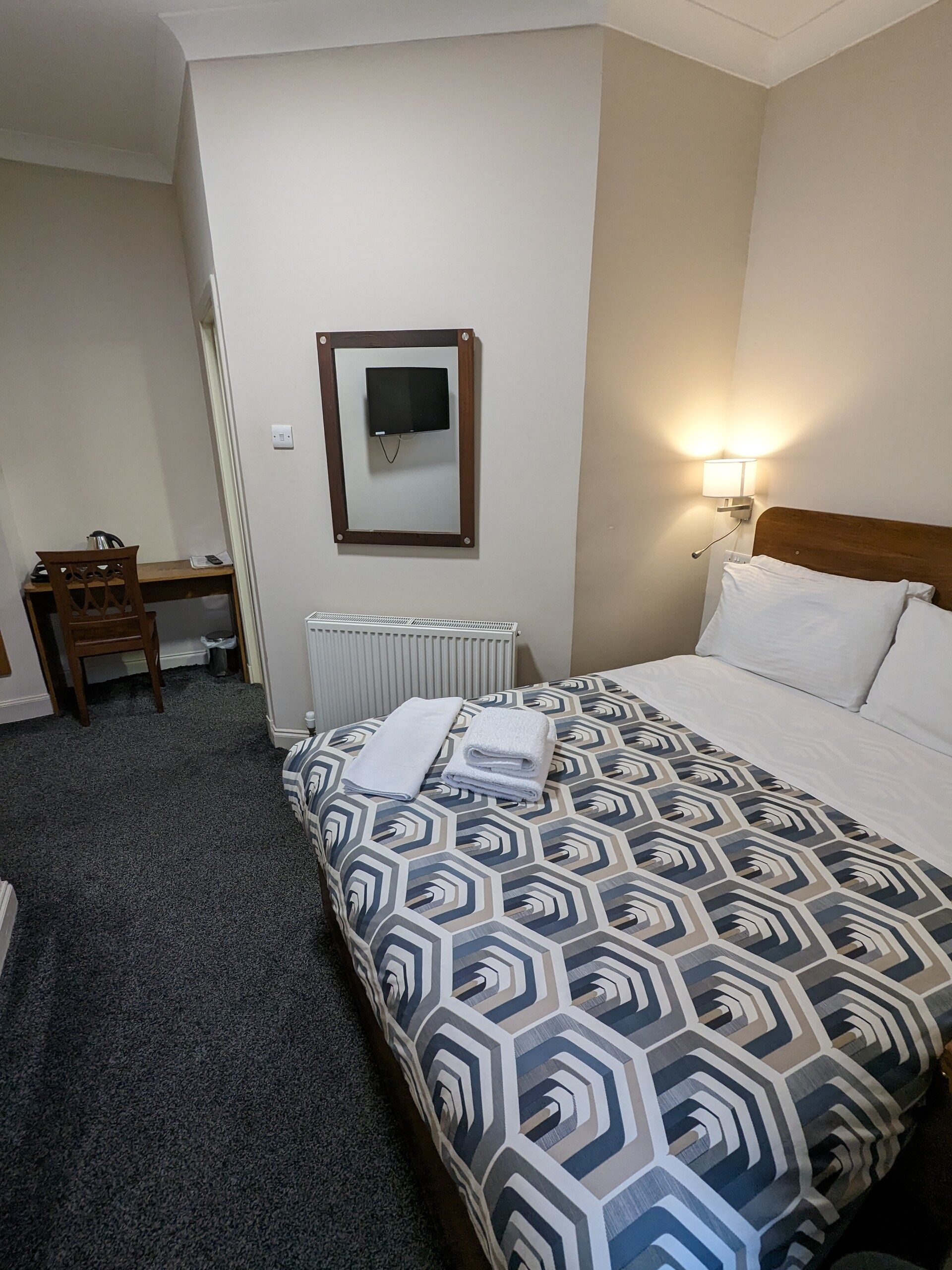 Photo - Aberdeen House