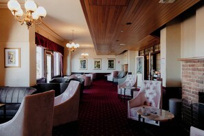 Lobby lounge - Mountain Heritage Hotel (Katoomba)