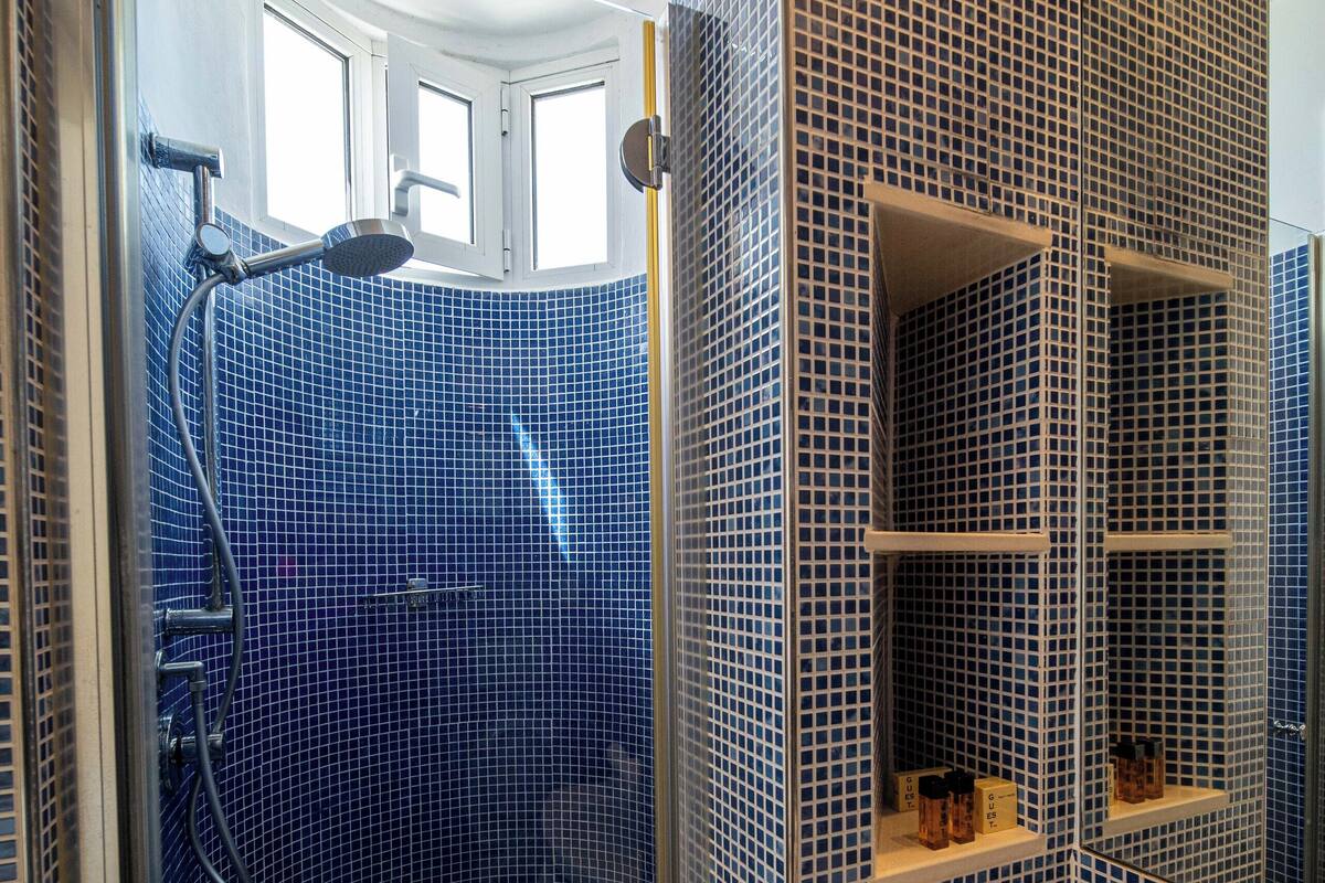 superior double or twin room | room amenity