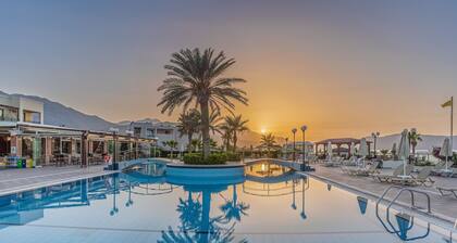 Hydramis Palace Beach Resort