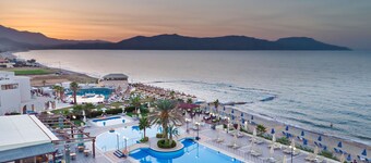 Hydramis Palace Beach Resort