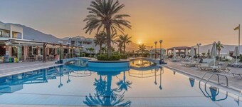Hydramis Palace Beach Resort