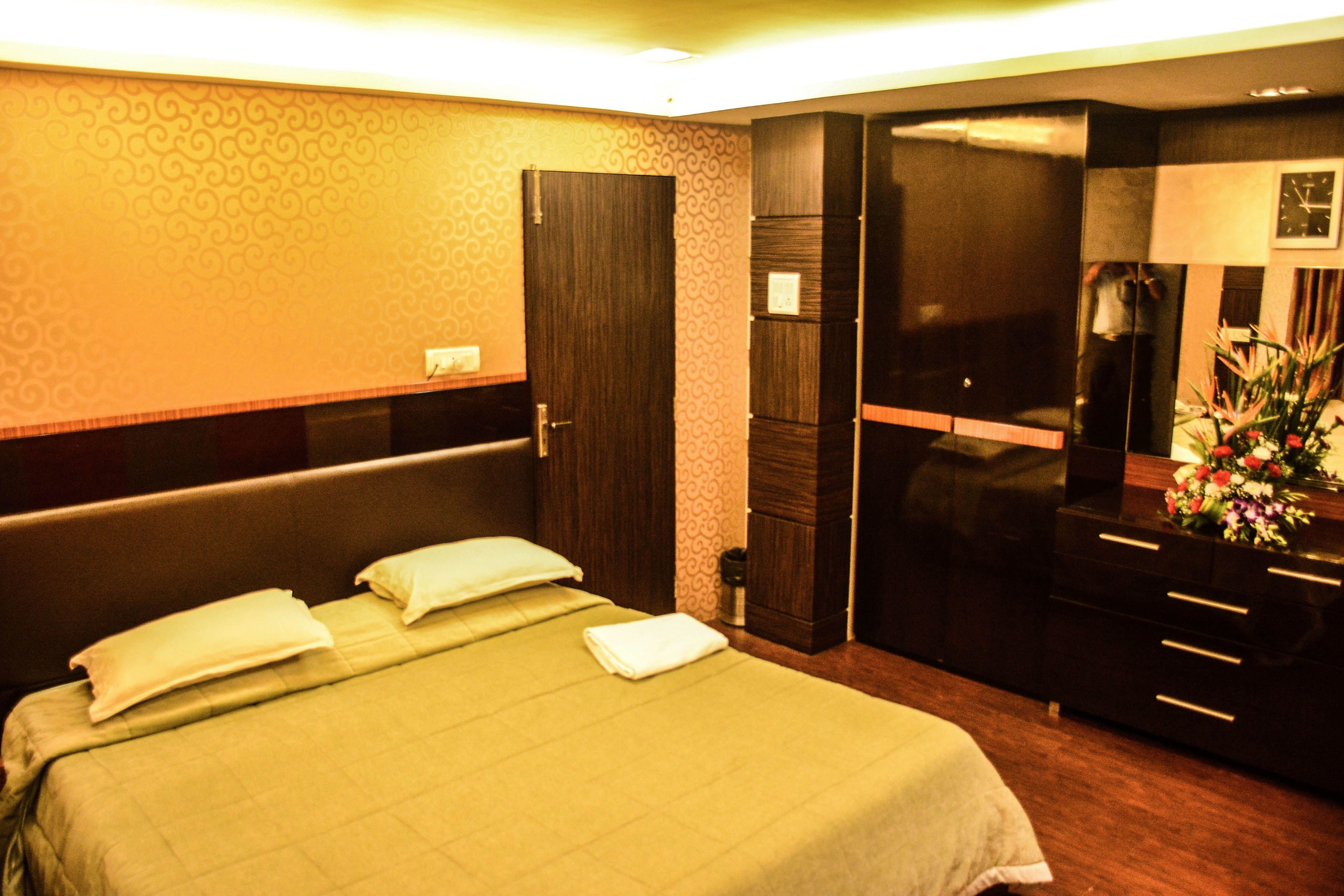 Photo - Hotel Metro Palace Bandra