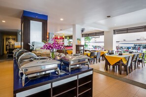 Food court