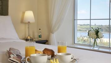 Standard Double Room, Sea View | 1 bedroom, individually decorated, individually furnished