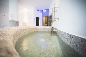 Sauna, hot tub, body treatments, aromatherapy, body scrubs, facials - Hotel Acquaviva del Garda (Desenzano del Garda)
