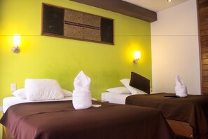 Comfort-Zweibettzimmer, Mehrere Betten, barrierefrei | Zustellbetten, kostenloses WLAN