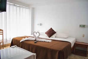 Comfort Suite, 1 King Bed, Accessible - Amazon Apart Hotel (Belén)