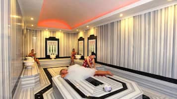 Behandlingsrum til par, sauna, tyrkisk bad/hammam, kropsbehandlinger