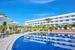 Outdoor pool - Royal View Hotel Churaumi - Closest to Churaumi (Motobu)