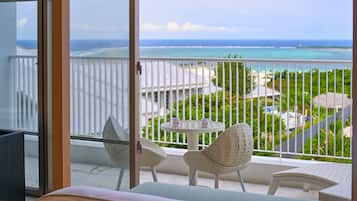 Deluxe Twin 4 Beds, Non Smoking, 6 People use | View from room