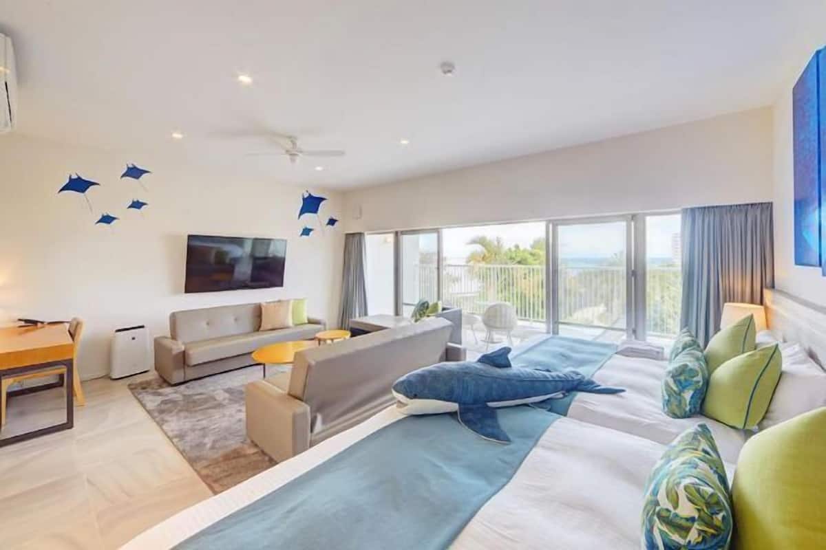 Living area | 50-inch TV with digital channels