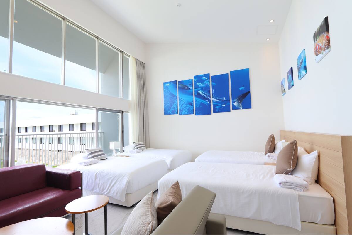 Premium bedding, down duvets, in-room safe, desk