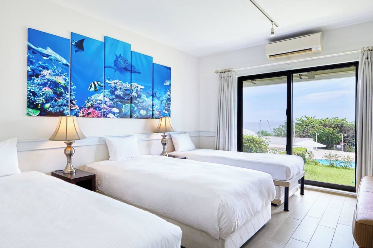 Premium bedding, down duvets, in-room safe, desk