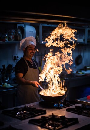 2 restaurants, breakfast served - Hotel Club Barbarossa (Kas)