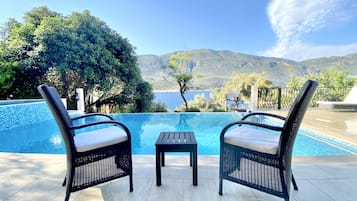 Ozel Havuzlu Villa | 1 Schlafzimmer, hochwertige Bettwaren, Minibar, Zimmersafe