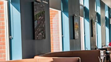Breakfast, lunch, dinner served; alfresco dining