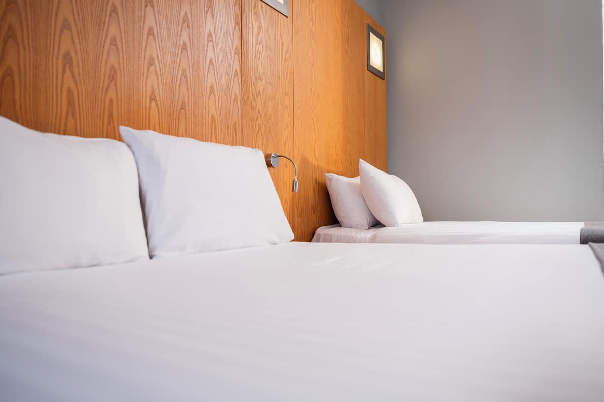 premium bedding, in-room safe, desk, laptop workspace
