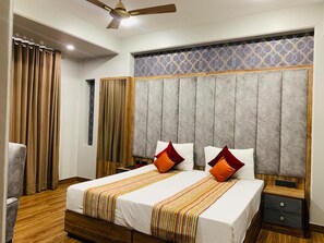 Room - Hotel Sunstar Grand (New Delhi)