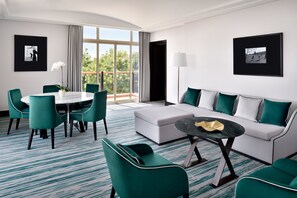 Living area - Address Montgomerie (Dubai)