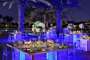 Outdoor banquet area - Address Montgomerie (Dubai)