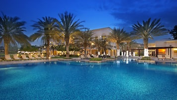 Outdoor pool, pool umbrellas