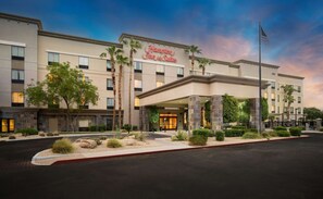 Exterior - Hampton Inn & Suites Phoenix North/Happy Valley (Phoenix)