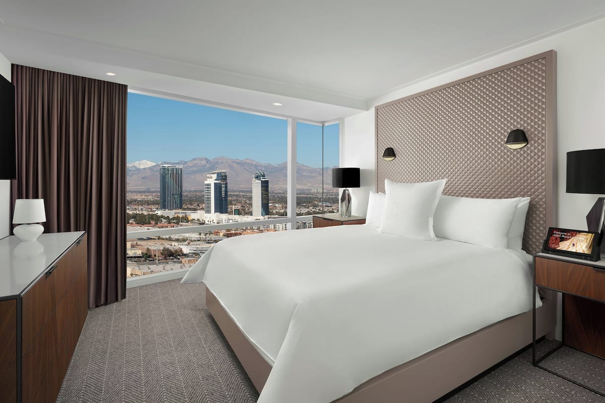 Corner Suite | 1 chambre, literie de qualité supérieure, minibar