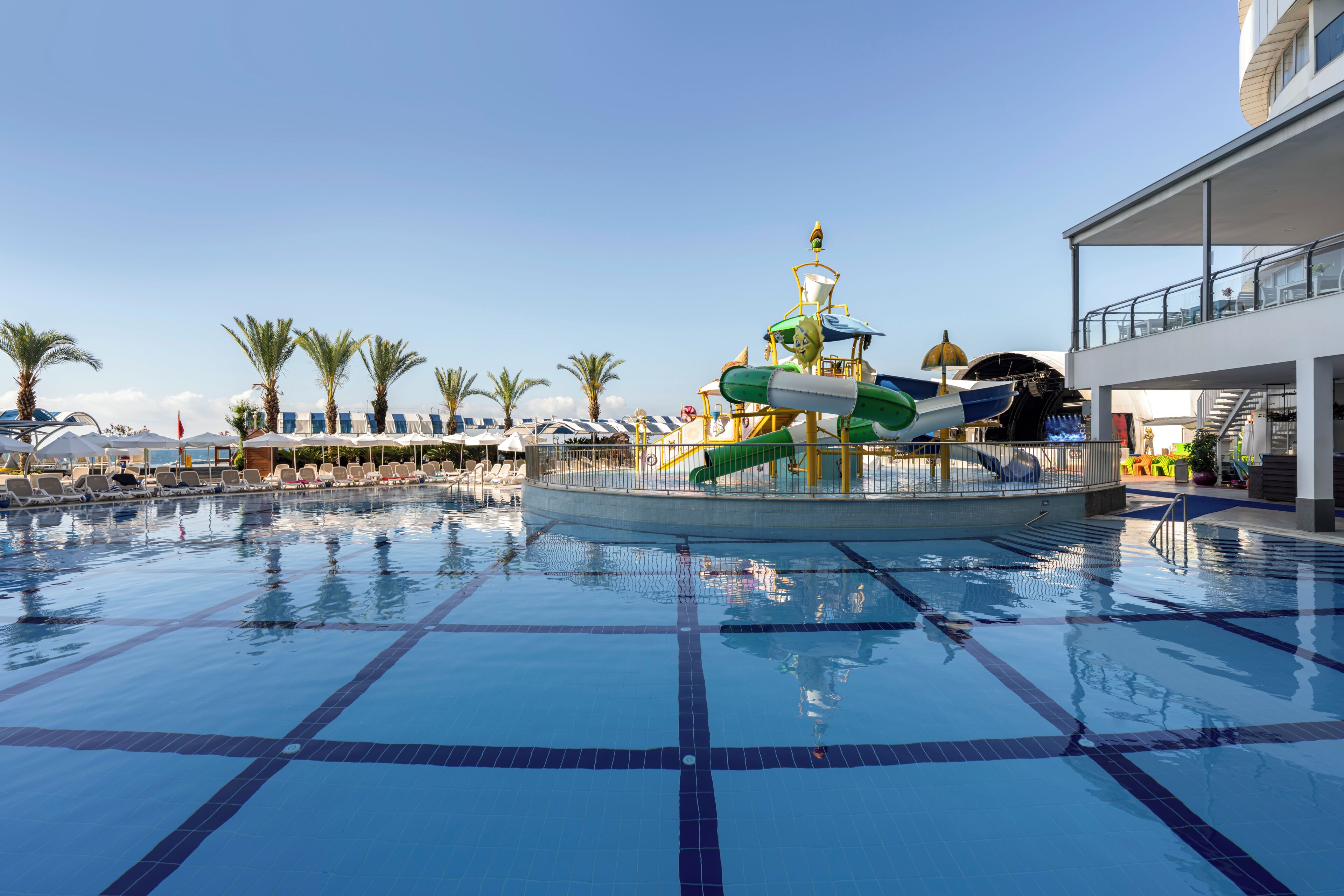 Indoor pool, seasonal outdoor pool, pool umbrellas, sun loungers