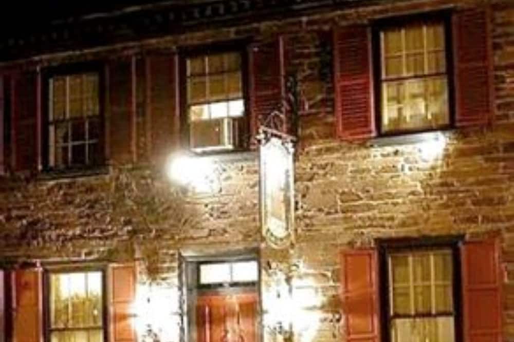 The Brafferton Inn