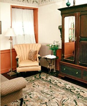 سرير كبير | أغطية فراش متميزة وواي فاي مجانًا وملاءات أسرّة