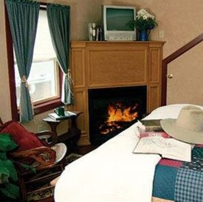 Old Orchard Guest House | Premium bedding, free WiFi, bed sheets - The Brafferton Inn (Gettysburg)